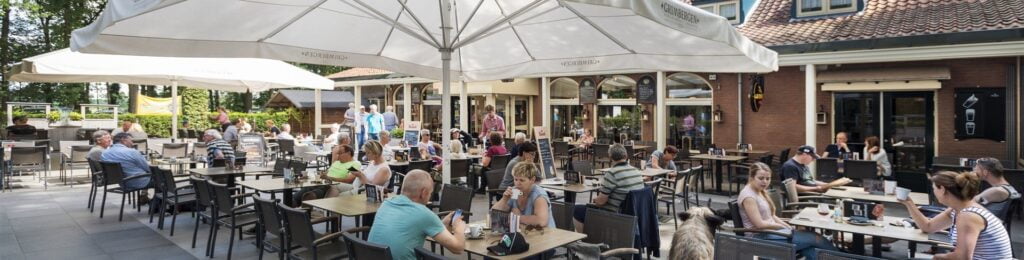 De Joremeinshoeve Biercafe en Restaurant De Roestelberg